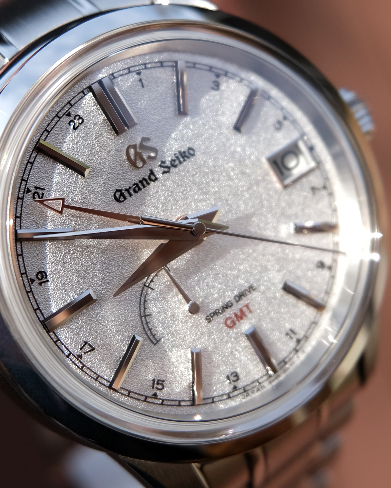Elegance GMT Tōji
