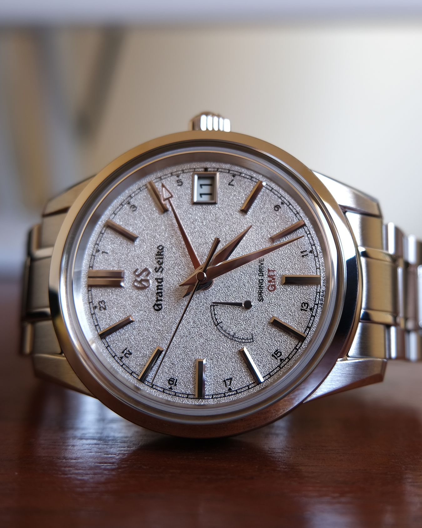 Elegance GMT Tōji